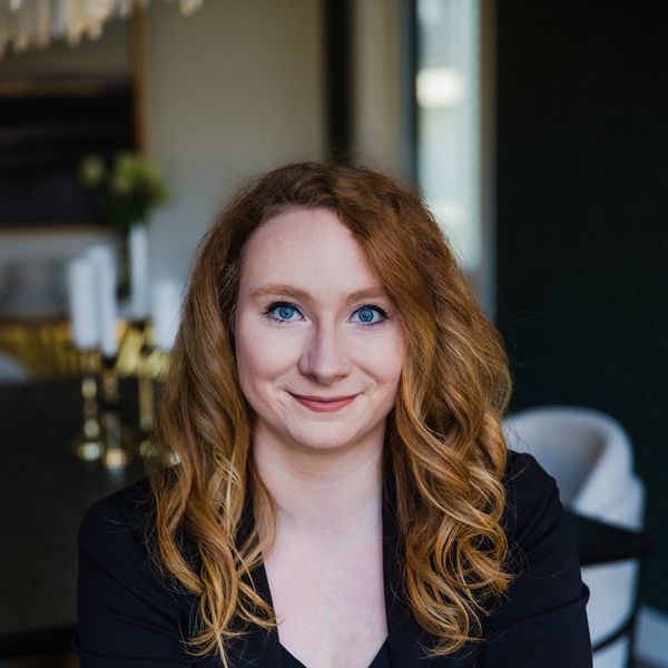 Rebecca Peckover, Associate